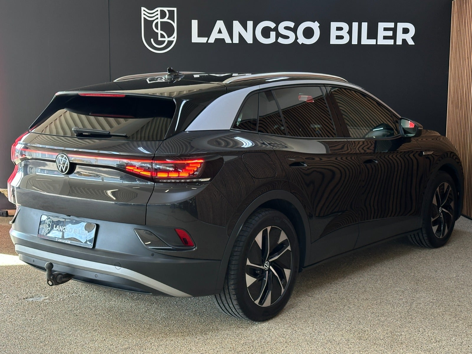 Grå VW ID.4 fra 2021
