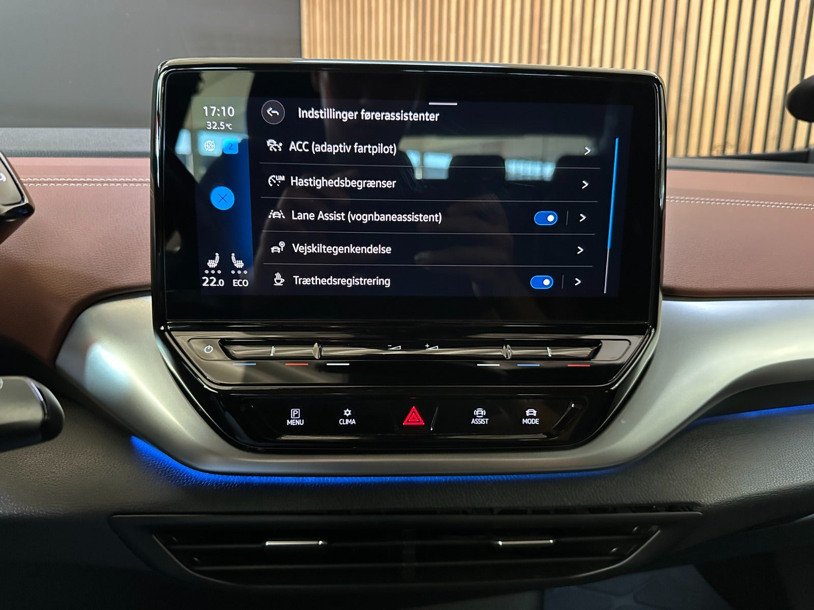 Grå VW ID.4 fra 2021