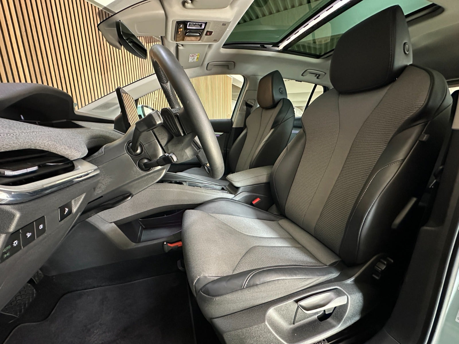 Sølv Skoda Enyaq fra 2021