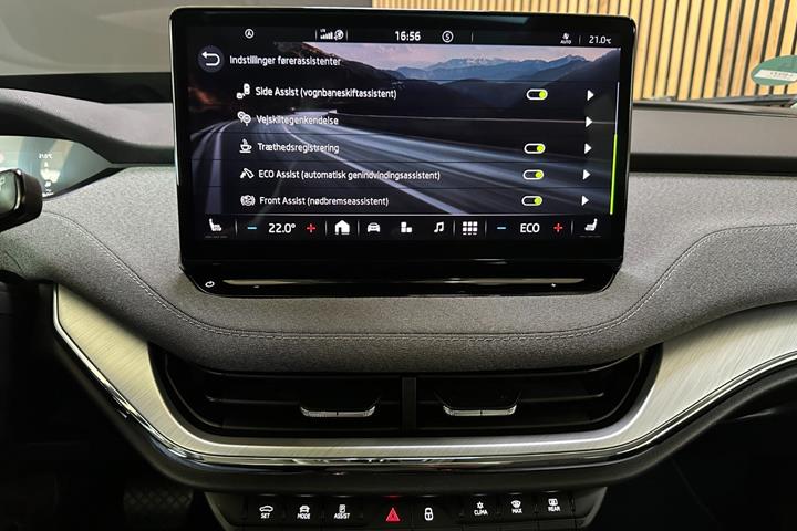Sølv Skoda Enyaq fra 2021