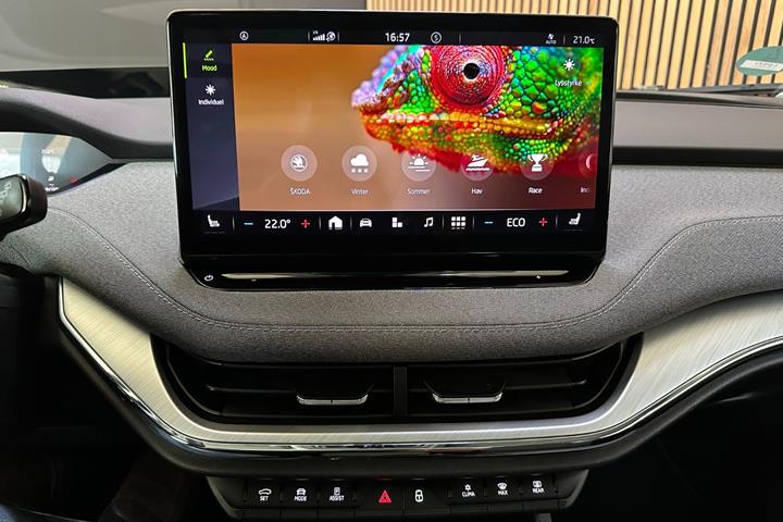 Sølv Skoda Enyaq fra 2021