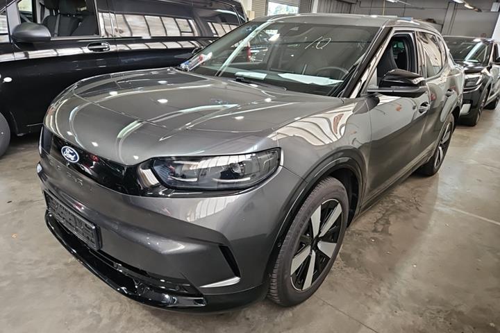 Sort Ford Capri fra 2025