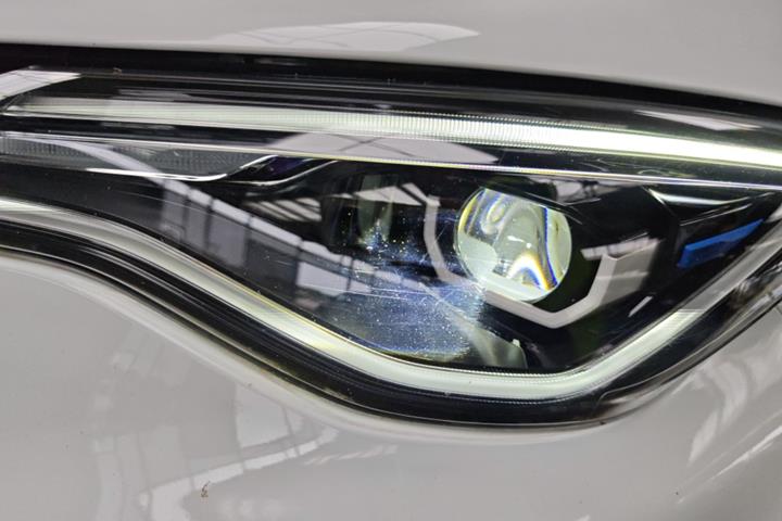 Hvid Renault Zoe fra 2020