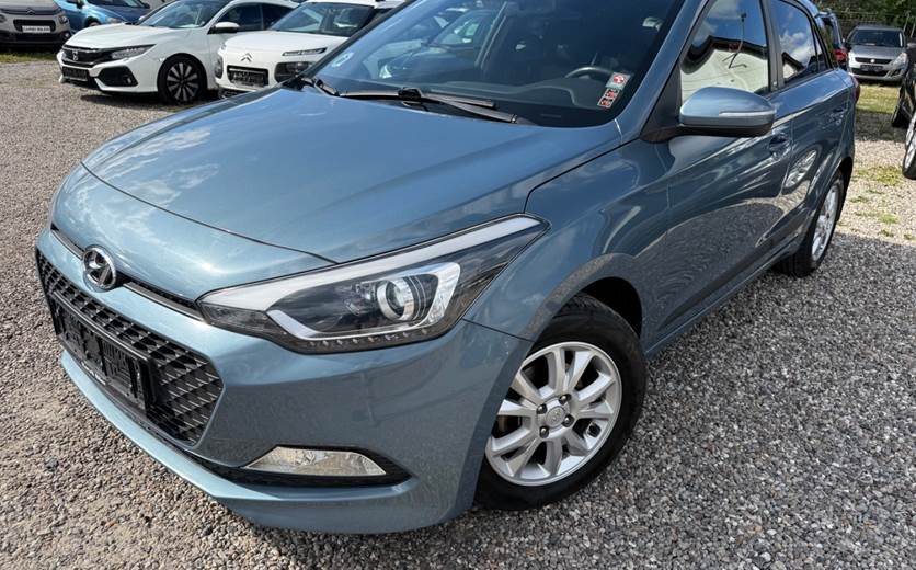 Hyundai i20 1,25 GO EM