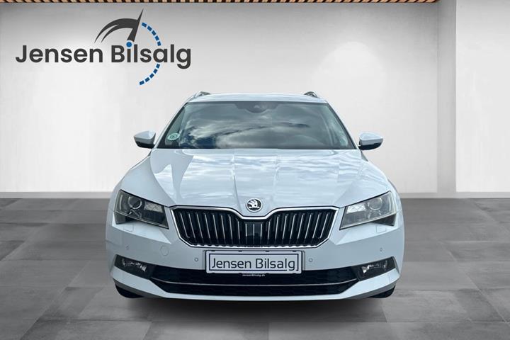 undefined Skoda Superb fra 2018
