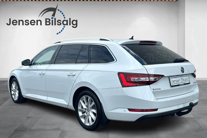 undefined Skoda Superb fra 2018
