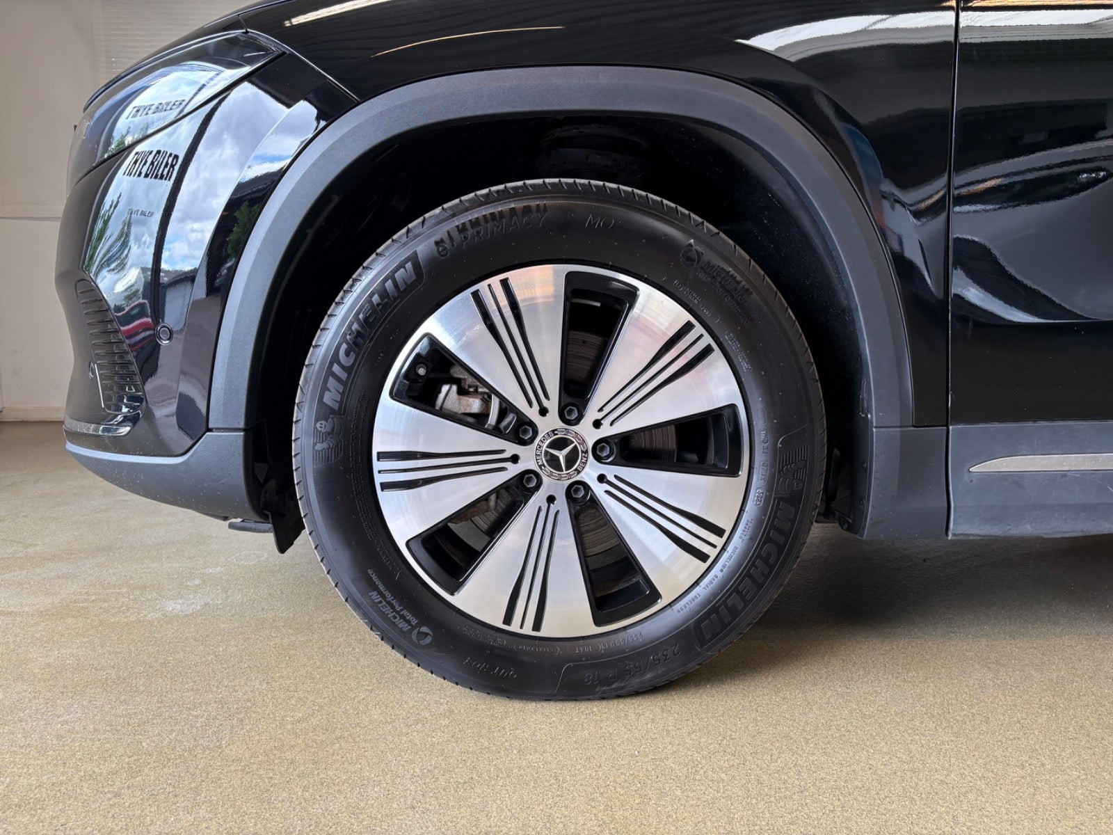 Sort Mercedes EQA250 fra 2024