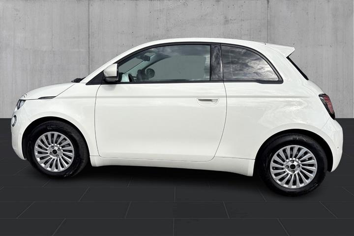 undefined Fiat 500e fra 2023