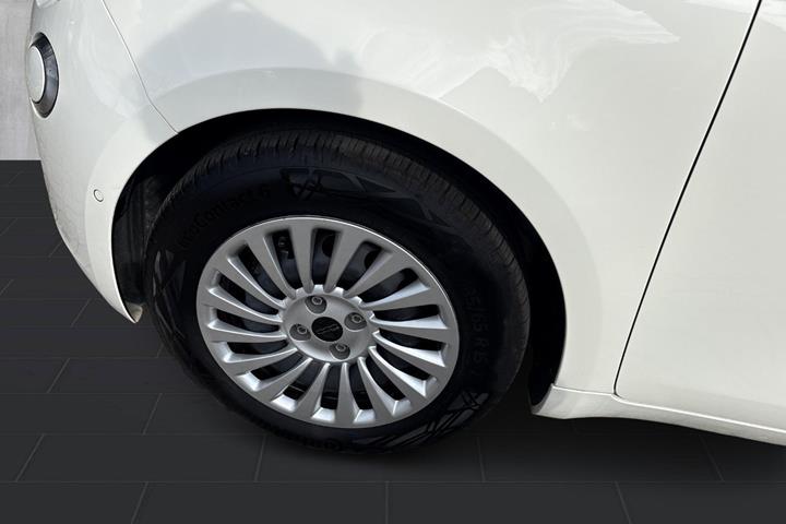 undefined Fiat 500e fra 2023