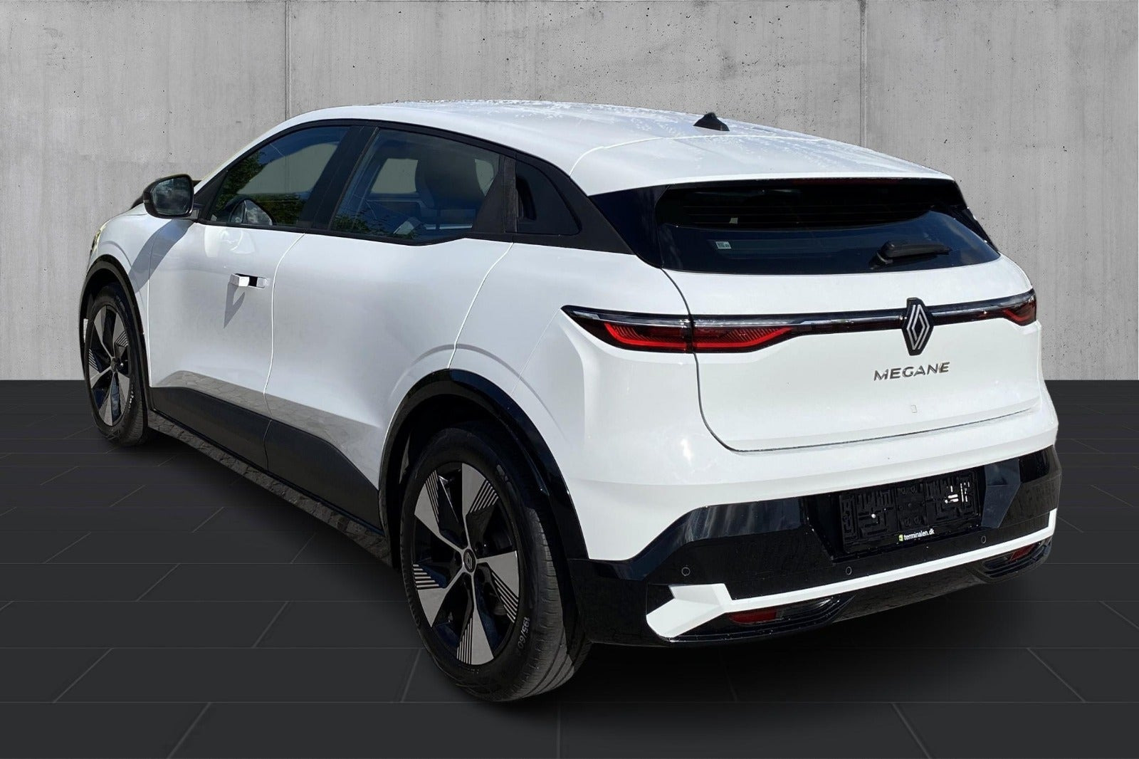 Hvid Renault Megane E-Tech fra 2023