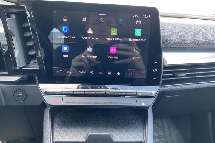 Hvid Renault Megane E-Tech fra 2023