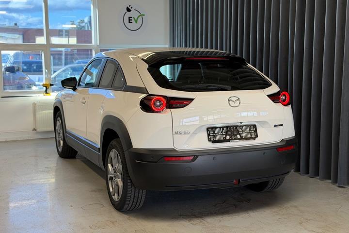 Hvid Mazda MX-30 fra 2022