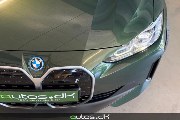 Grøn BMW i4 fra 2022