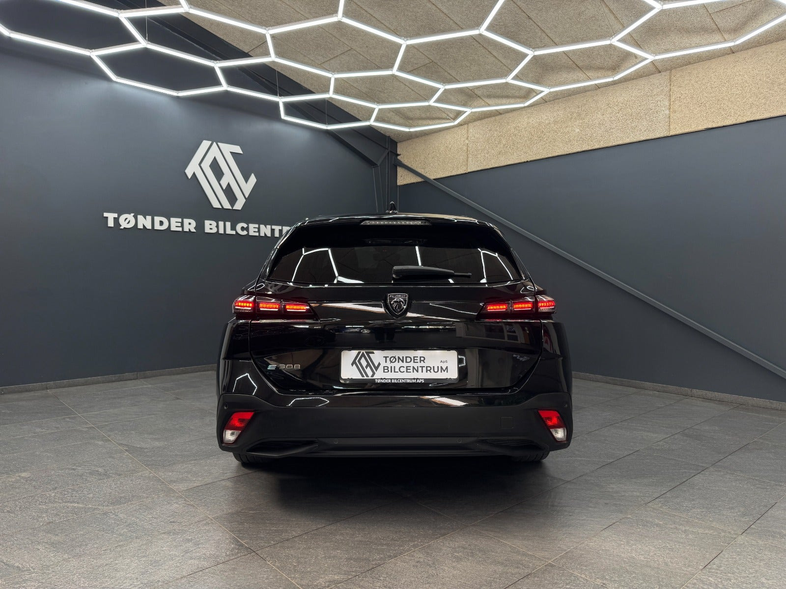 Sort Peugeot E-308 fra 2025