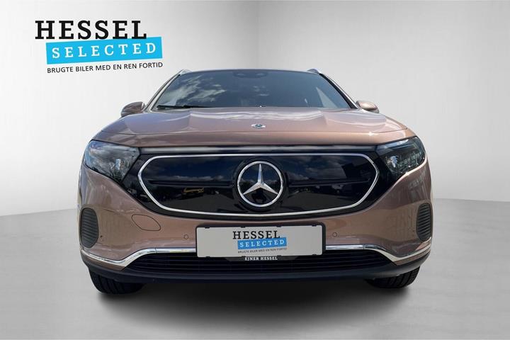 Brun Mercedes EQA250 fra 2023