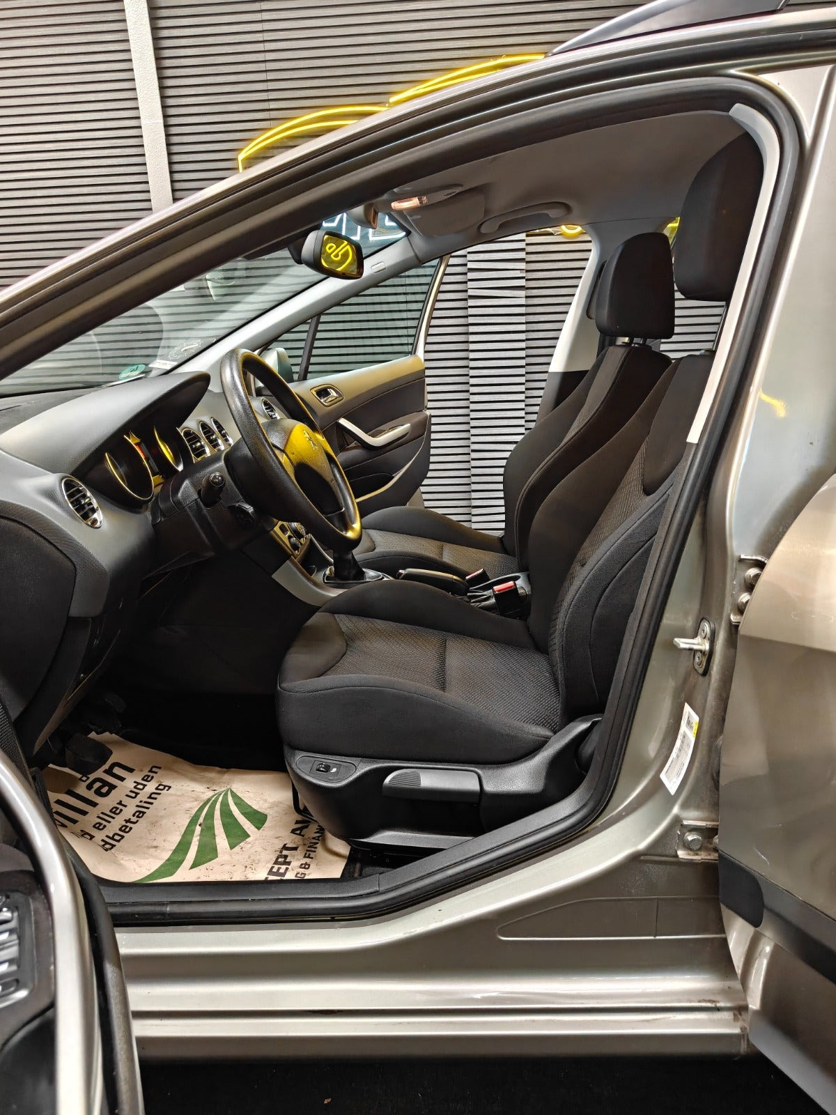 undefined Peugeot 308 fra 2010