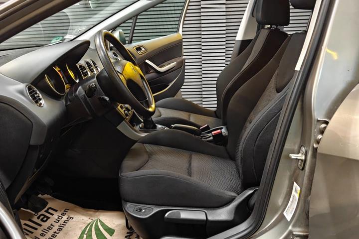 undefined Peugeot 308 fra 2010
