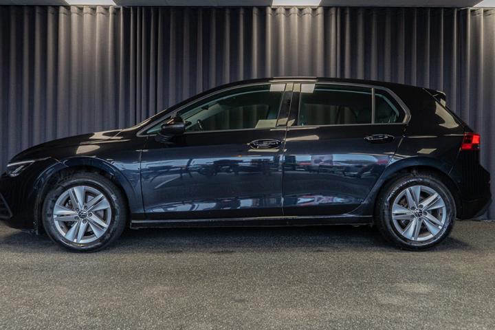 Sort VW Golf VIII fra 2024