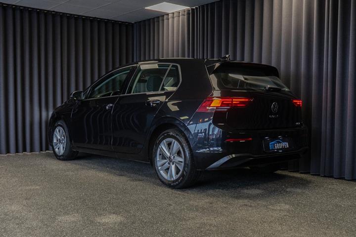 Sort VW Golf VIII fra 2024