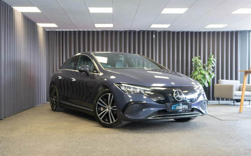 Mercedes EQE300