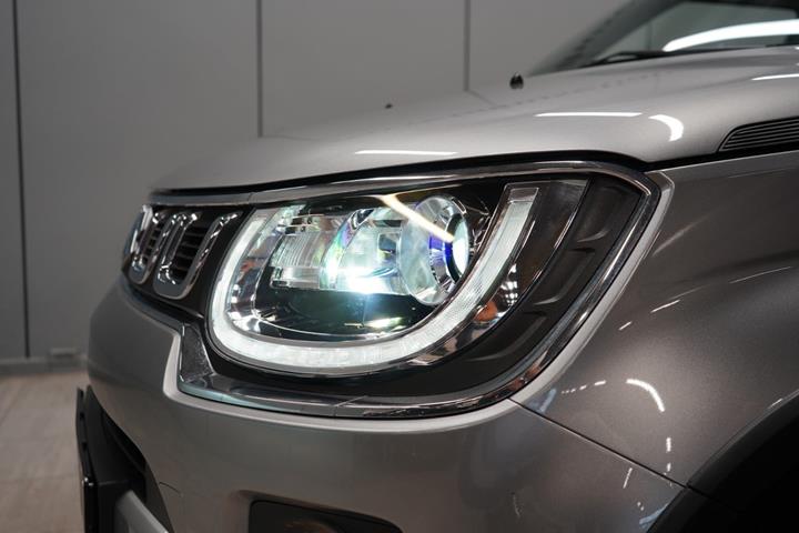 Grå Suzuki Ignis fra 2020