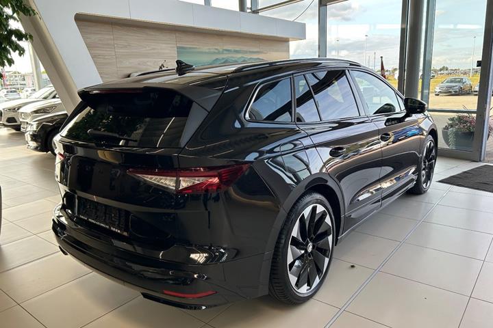 Sort Skoda Enyaq fra 2021