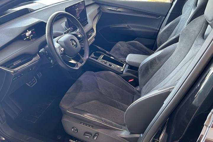 Sort Skoda Enyaq fra 2021