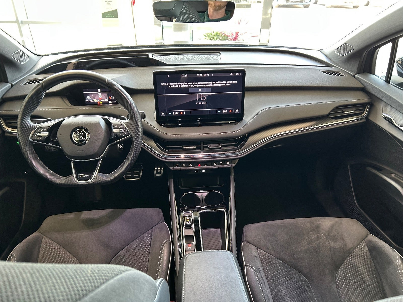 Sort Skoda Enyaq fra 2021