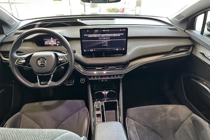 Sort Skoda Enyaq fra 2021