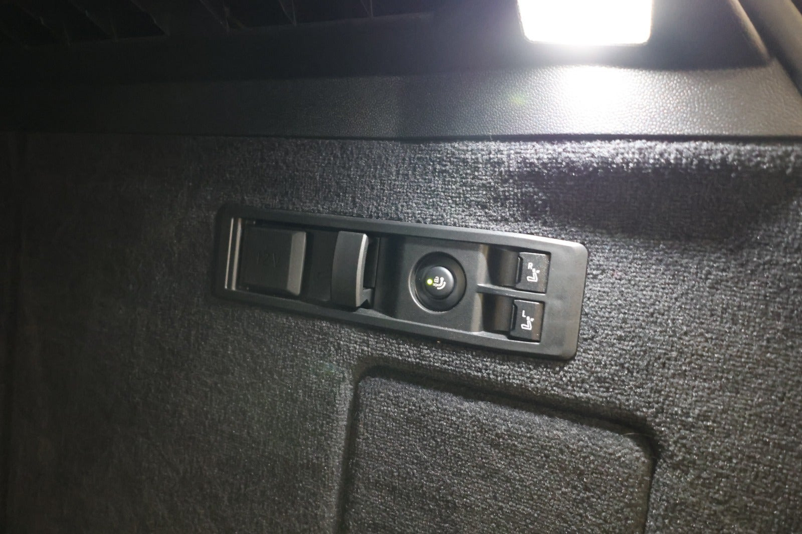 Hvid BMW iX fra 2023