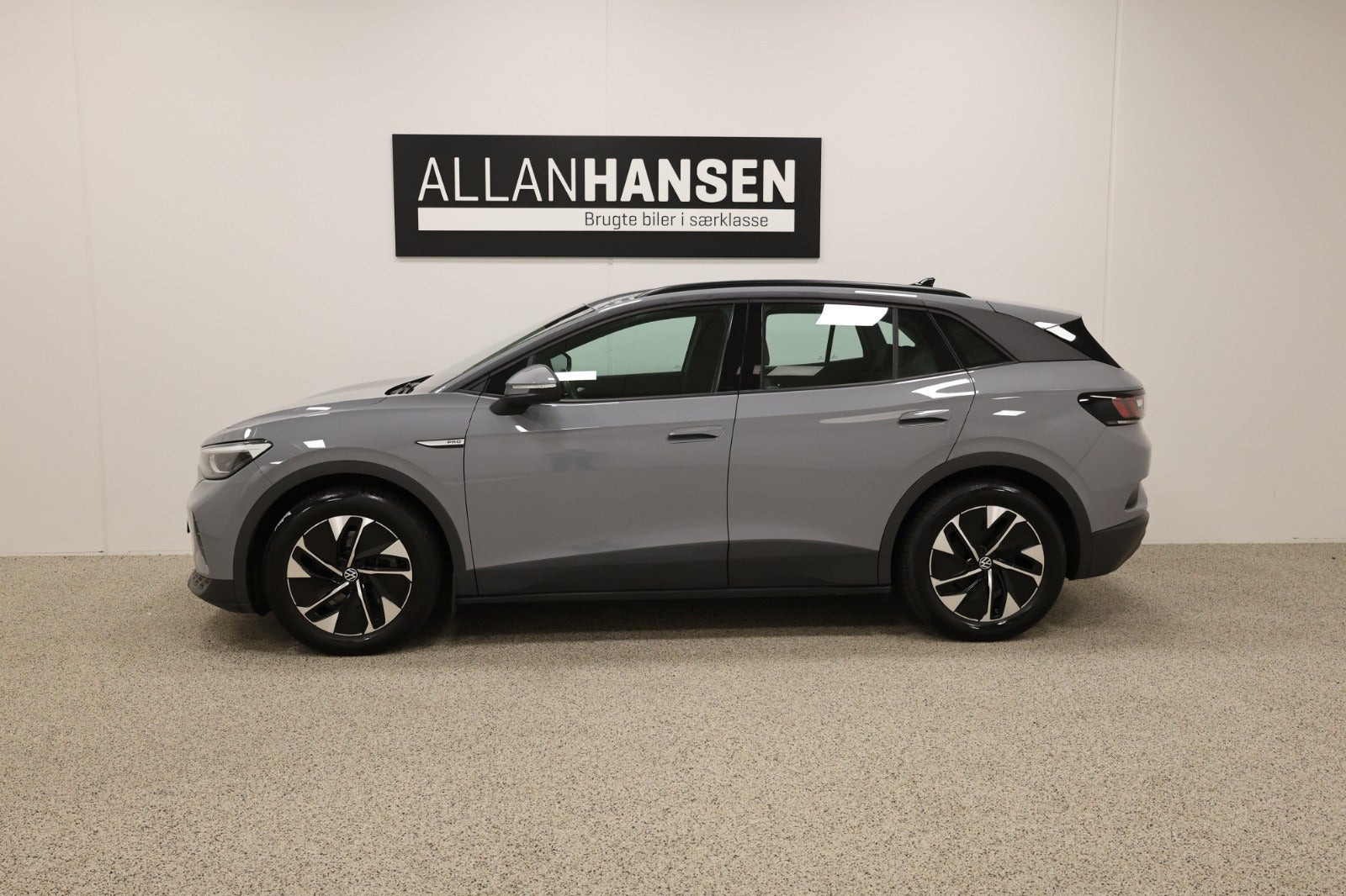 Grå VW ID.4 fra 2021