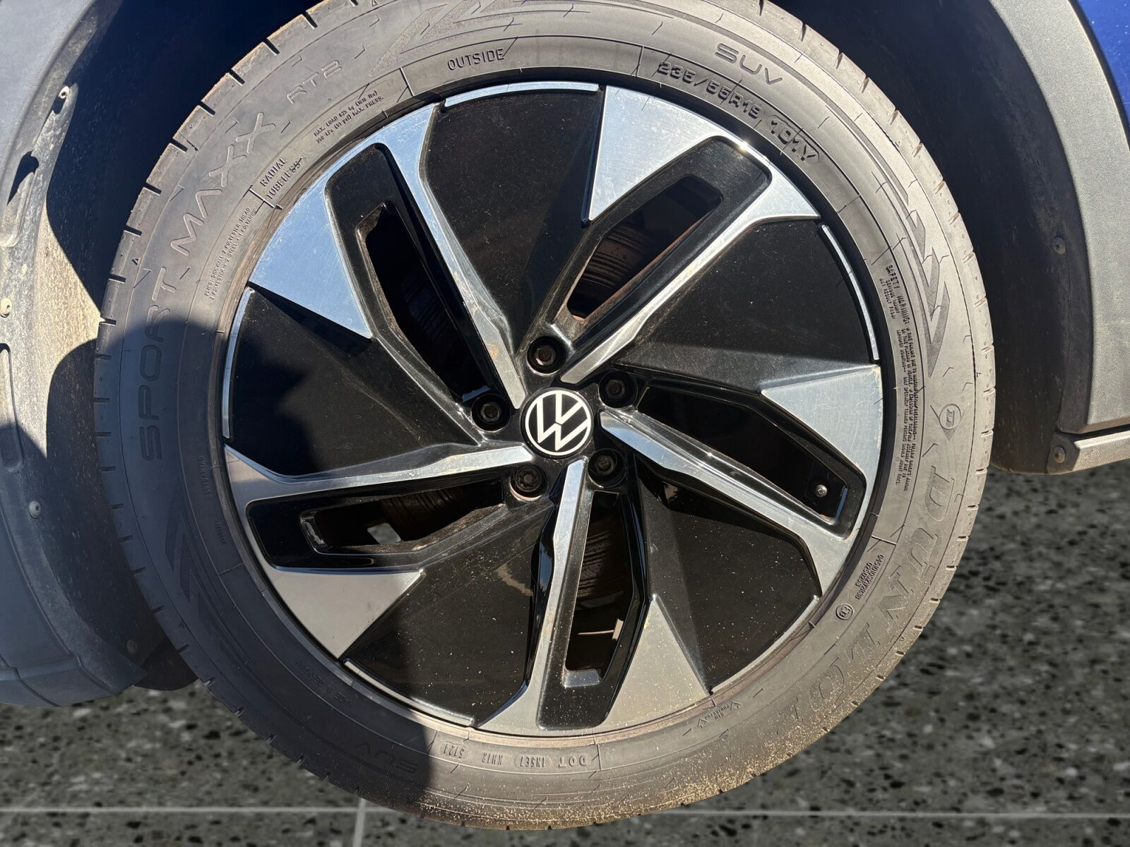 Blå VW ID.4 fra 2021