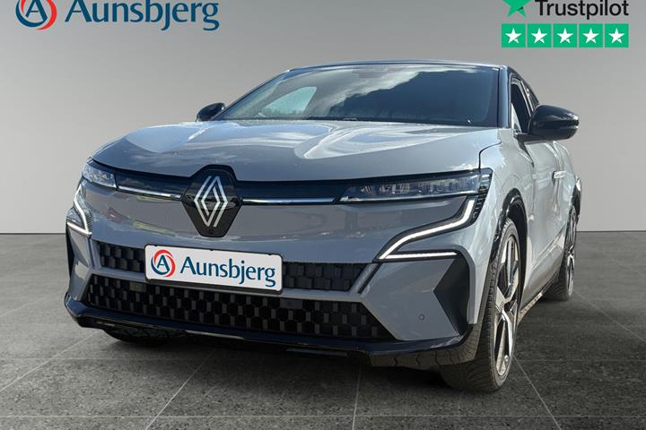 Grå Renault Megane E-Tech fra 2022