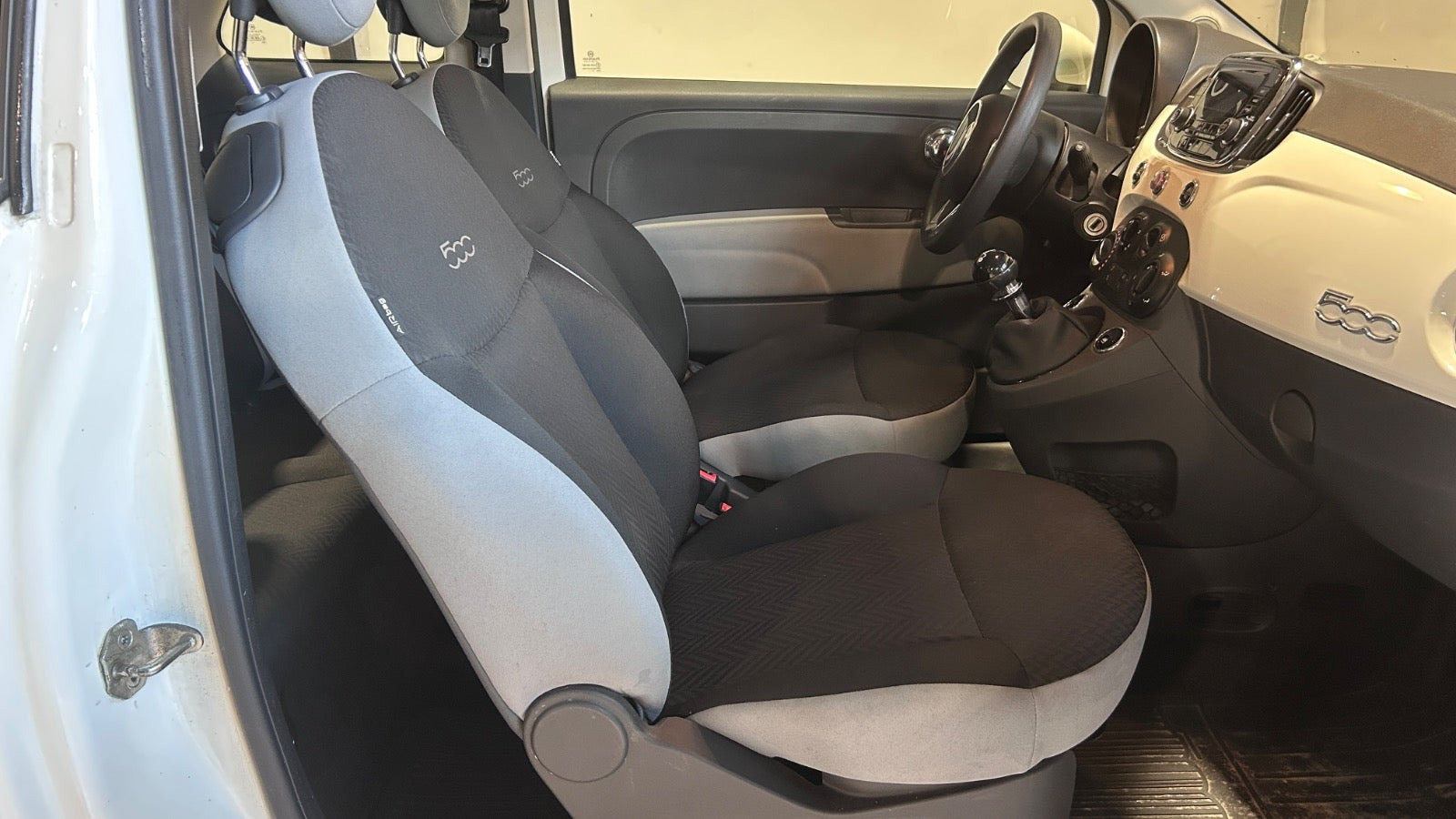 undefined Fiat 500C fra 2017
