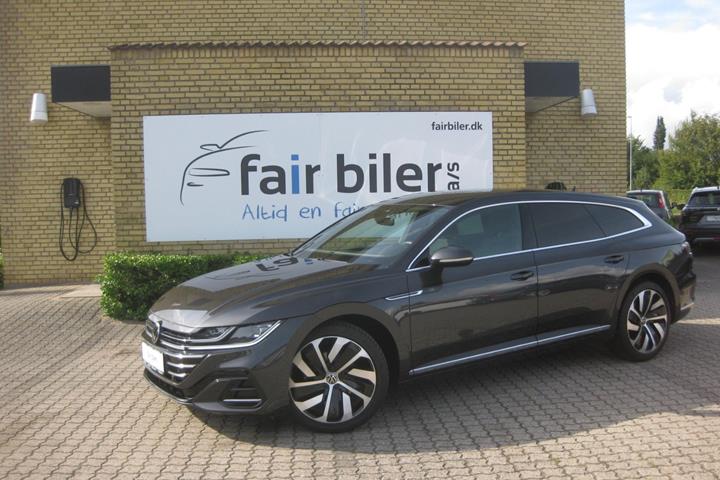 Grå VW Arteon fra 2022