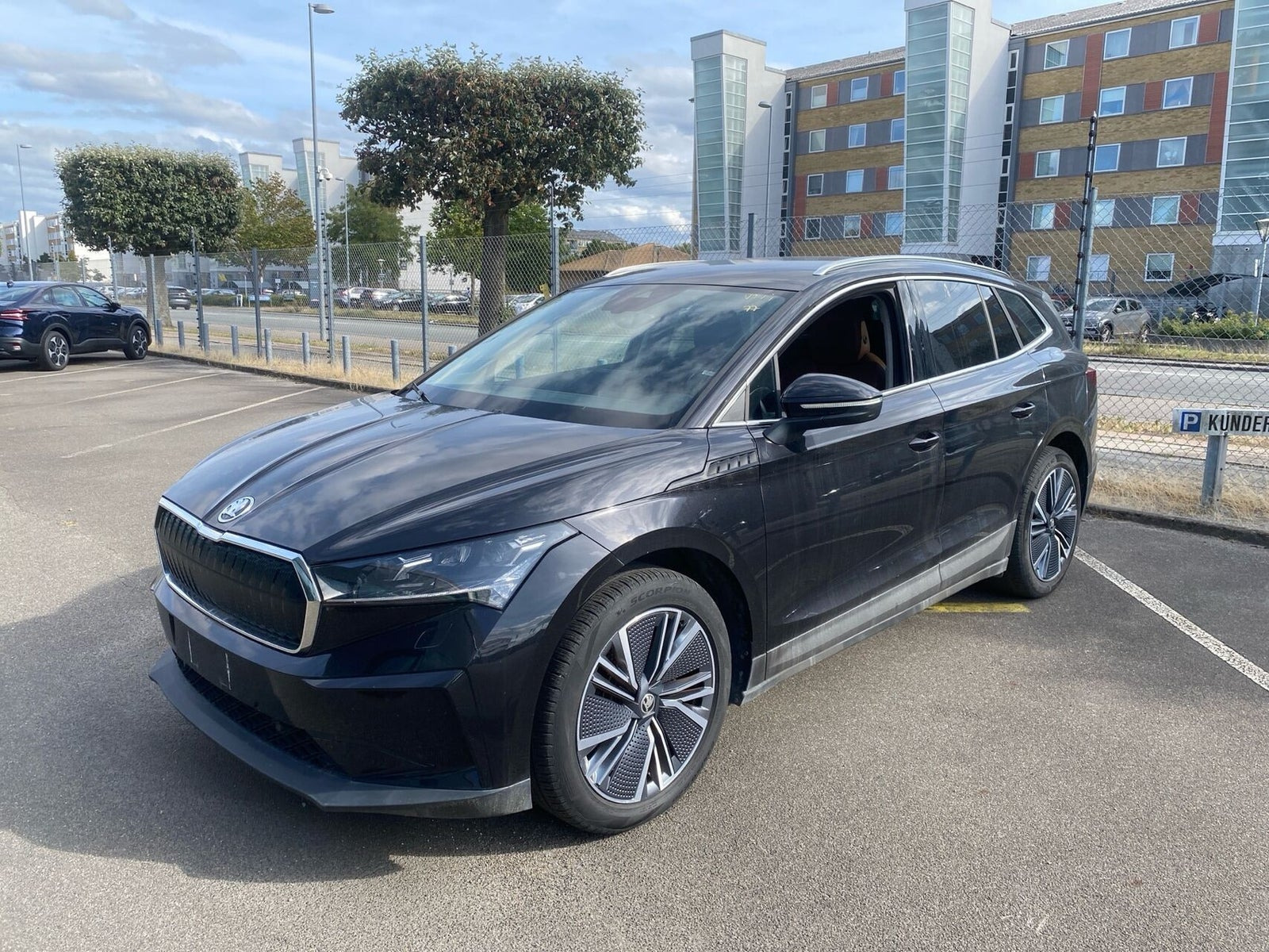 Skoda Enyaq 80 iV Plus ecoSuite