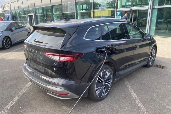 Sort Skoda Enyaq fra 2024
