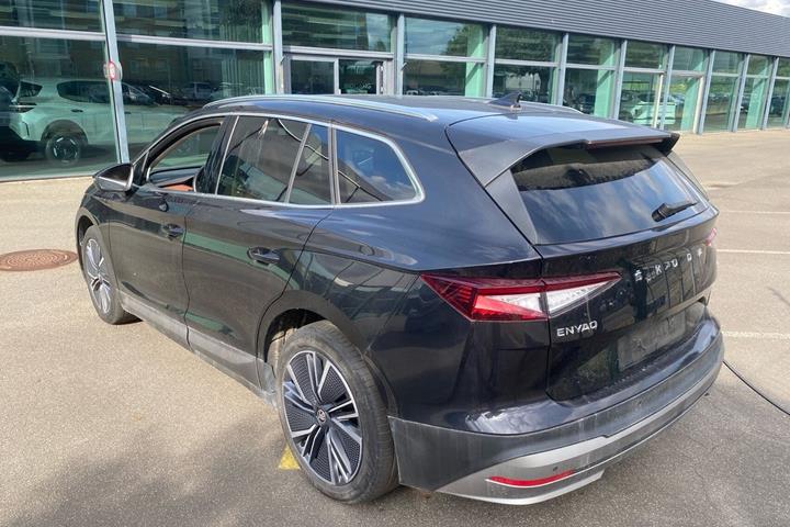 Sort Skoda Enyaq fra 2024