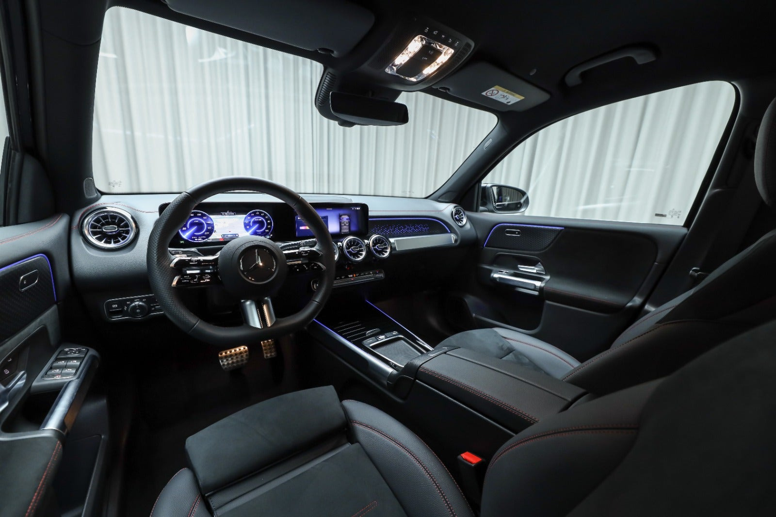 Sort Mercedes EQB250+ fra 2026
