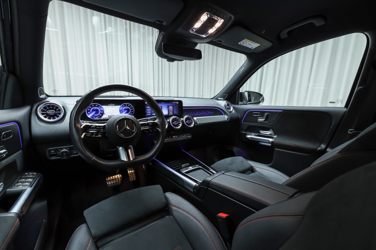 Sort Mercedes EQB250+ fra 2026