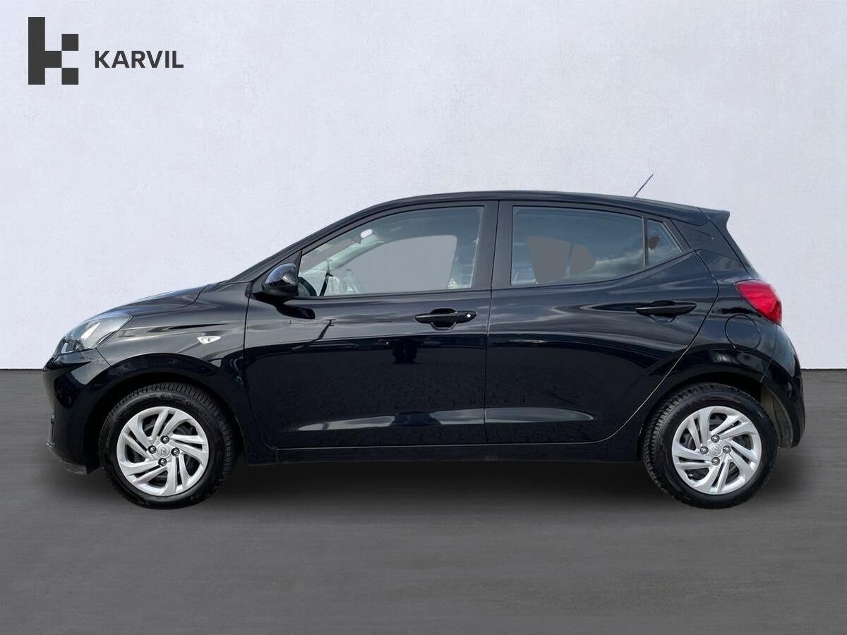 Sort Hyundai i10 fra 2022
