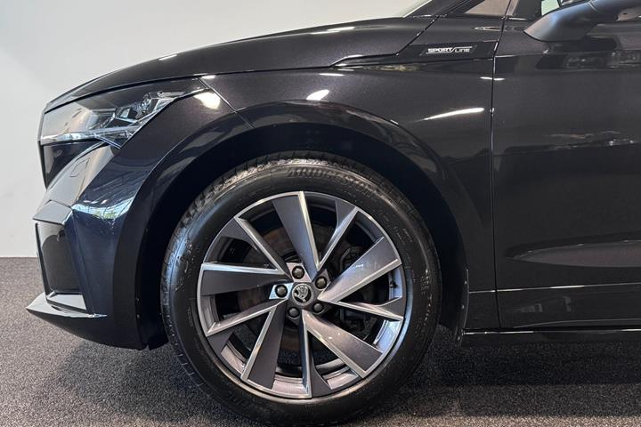 Sort Skoda Enyaq fra 2023