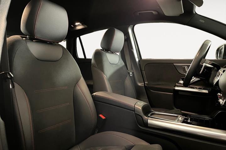 Sort Mercedes EQA250+ fra 2025
