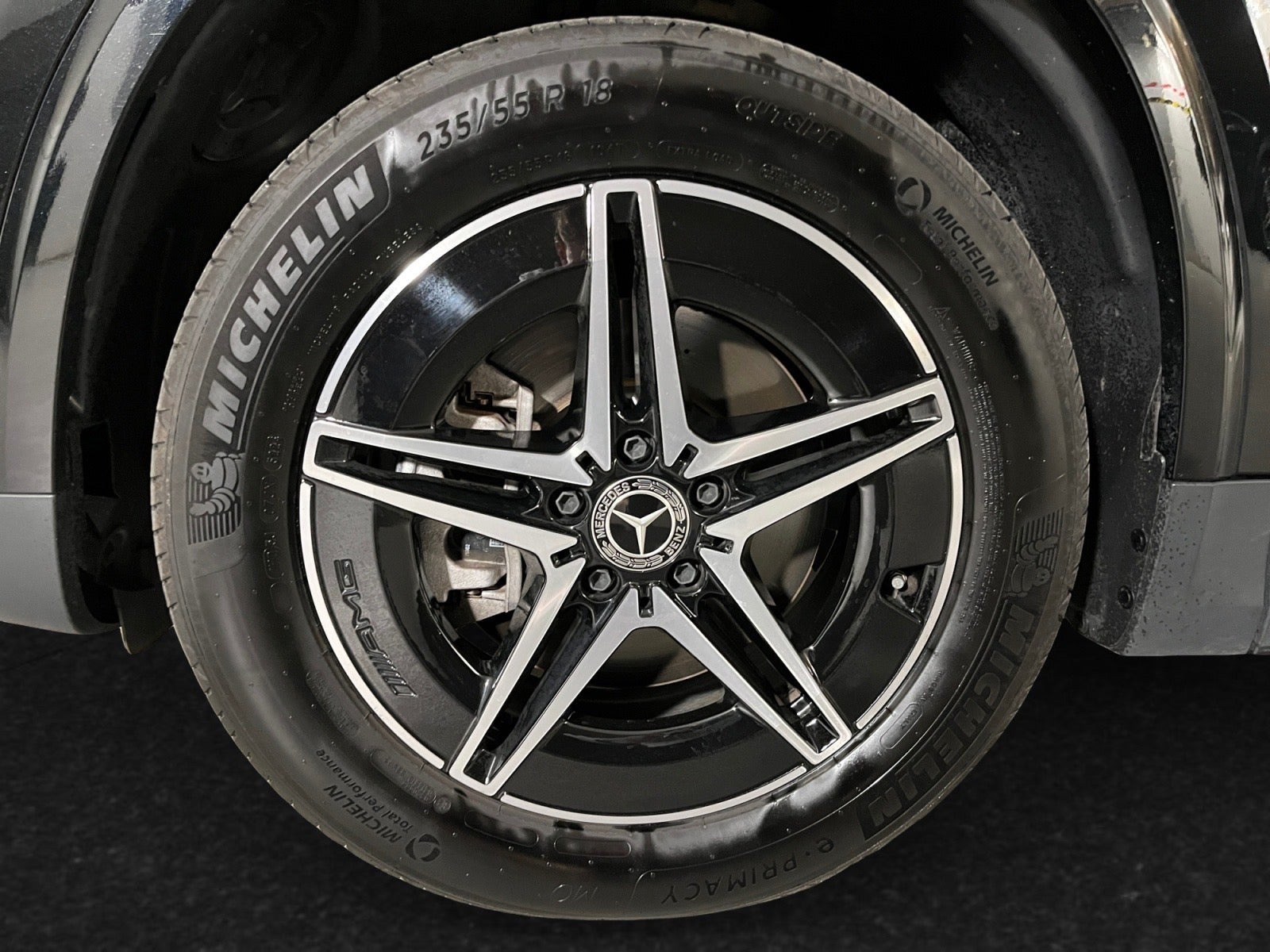 Sort Mercedes EQA250+ fra 2025