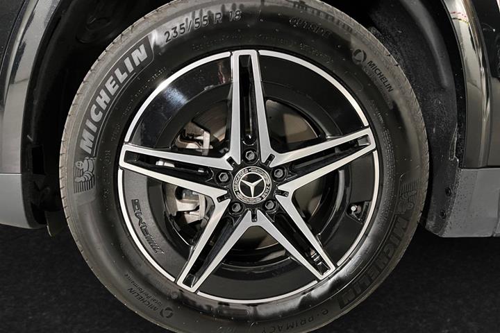 Sort Mercedes EQA250+ fra 2025