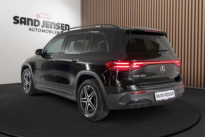 Sort Mercedes EQB350 fra 2025