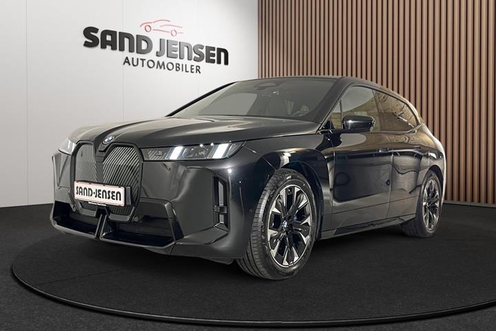 Sort BMW iX fra 2026