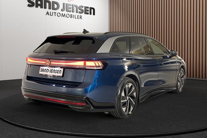 Blå VW ID.7 fra 2025