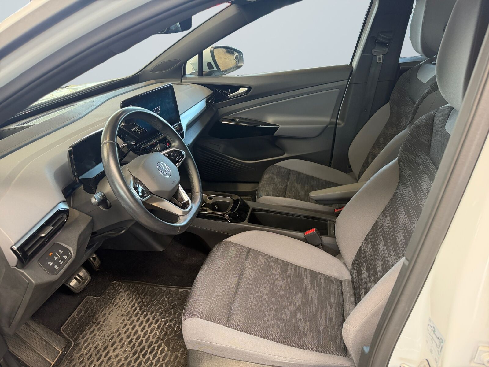 Hvid VW ID.4 fra 2023