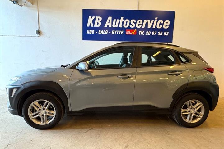 Grå Hyundai Kona fra 2020